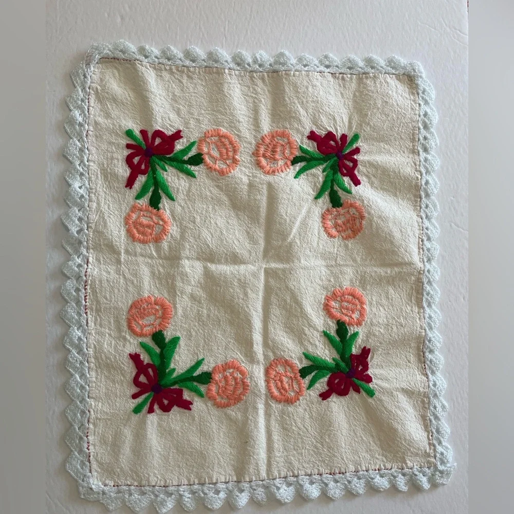 Vintage Embroidered Floral Towels Lot
